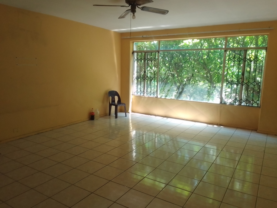 2 Bedroom Property for Sale in Rustenburg Central North West